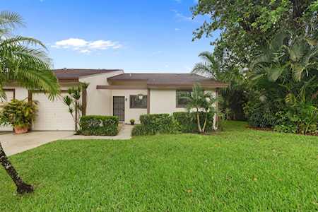 5 Mayfair Lane Boynton Beach, FL 33426