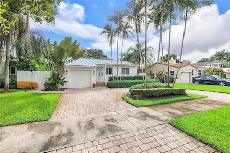 528 NE 13th Ave Fort Lauderdale, FL 33301