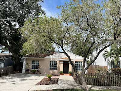 4309 W San Juan St Tampa, FL 33629
