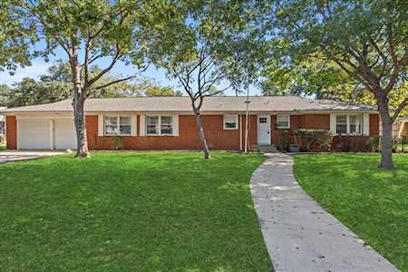 4700 Blaney Avenue North Richland Hills, TX 76180