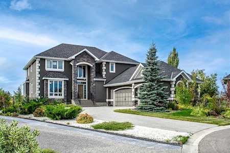 413 Silverado Ranch Manor SW Calgary, AB T2X 0V2