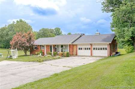 1059 Country Club Rd SE Corydon, IN 47112