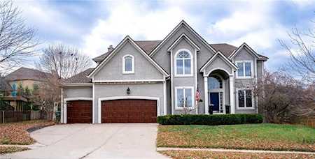 14502 England St Overland Park, KS 66221