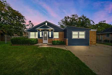 405 Marshall Rd Northbrook, IL 60062