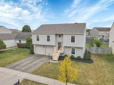 5682 Levi Kramer Boulevard Canal Winchester, OH 43110