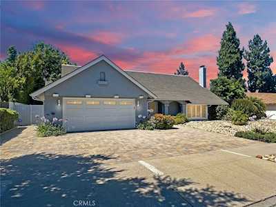 168 E Avenida De Los Arboles Thousand Oaks, CA 91360
