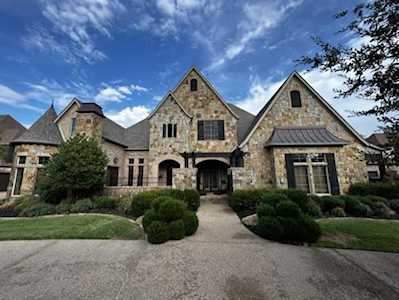 1421 Shady Hollow Court Keller, TX 76248