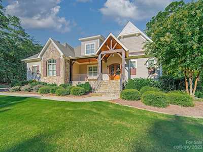 115 Dedham Loop Mooresville, NC 28117