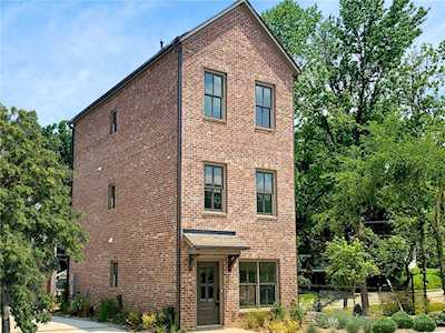 3327 Stillwood Lane Atlanta, GA 30354