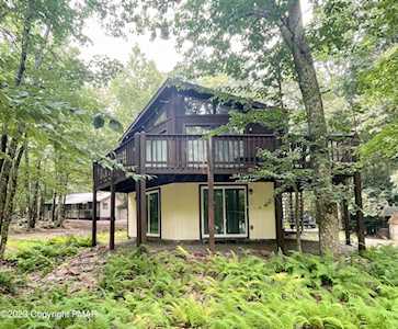 211 Eliot Ln Albrightsville, PA 18210