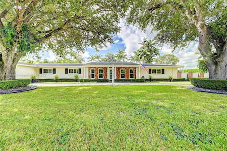 7740 SW 70th St South Miami, FL 33143