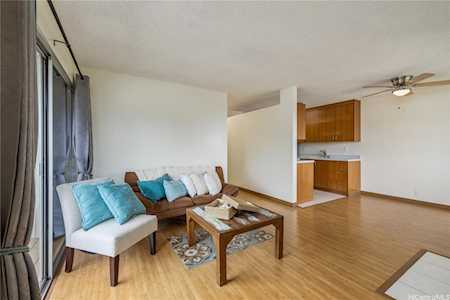 94-1153 Mopua Loop #M8 Waipahu, HI 96797