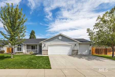 978 S Hebgon Lake Ave Middleton, ID 83605-5150