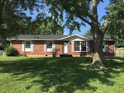 106 Stillhouse Rd Hendersonville, TN 37075