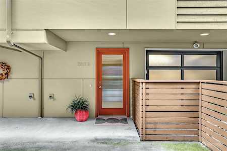 2816 NW 56th St #B Seattle, WA 98107