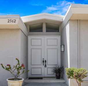 2562 S Sierra Madre Palm Springs, CA 92264