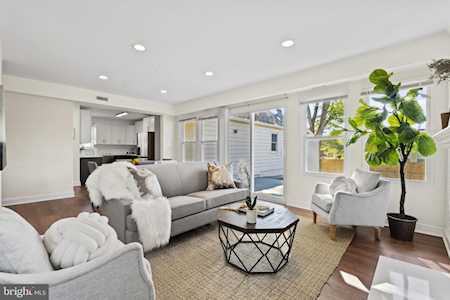 1107 Navahoe Dr Silver Spring, MD 20903