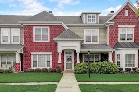 1215 Middlebury Dr Westfield, IN 46074
