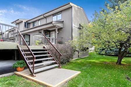 3240 66 Ave SW #1305 Calgary, AB T3E 6M5