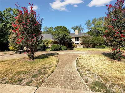 1905 Leon Drive Plano, TX 75074