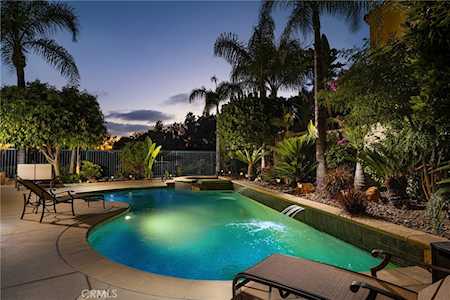 19 Corozal Lake Forest, CA 92610