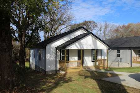 307 Andrews Ave Hartsville, TN 37074