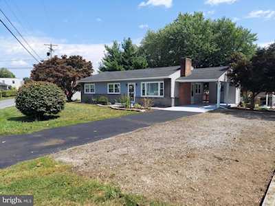 17933 Alpine Dr Maugansville, MD 21767