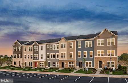 15061 Jaxton Square Ln Haymarket, VA 20169