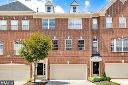 20377 Cottswold Terrace Sterling, VA 20165