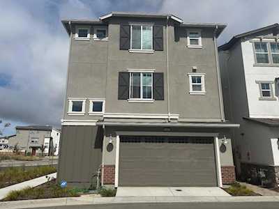 9386 Enterprise Dr Newark, CA 94560