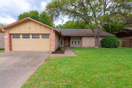 1457 S Meadows DR Austin, TX 78758