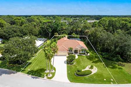 7579 Links Ct Sarasota, FL 34243