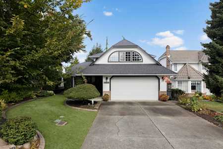 15763 89A Avenue Surrey, BC V4N 2Y6