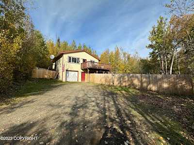 5631 E Cherry Circle Wasilla, AK 99654