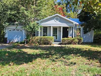 610 Central Ave Quitman, TX 75783