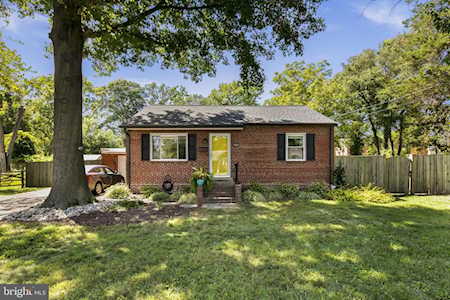 6806 Smithway Dr Alexandria, VA 22307