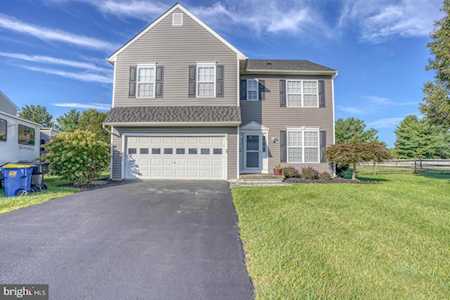 63 Winterton Ln Dover, DE 19904