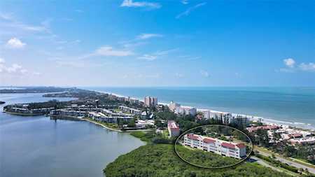 4540 Gulf of Mexico Dr #204 Longboat Key, FL 34228