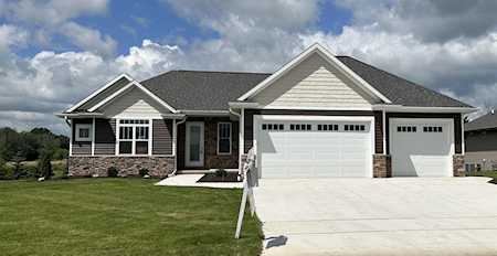 1219 Copilot Way De Pere, Village of Hobart, WI 54115