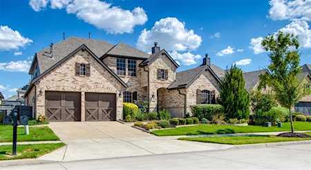4900 Bonfire Way Little Elm, TX 76227
