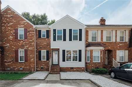537 Mulligan Dr Virginia Beach, VA 23462