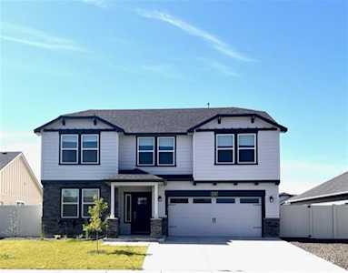 2718 Whispering Pine Drive Twin Falls, ID 83301