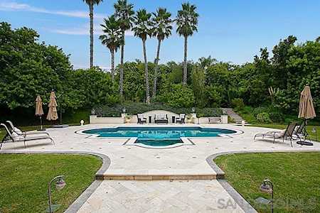 16434 La Via Feliz Rancho Santa Fe, CA 92067