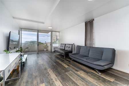 1015 Ala Napunani Street #501 Honolulu, HI 96818