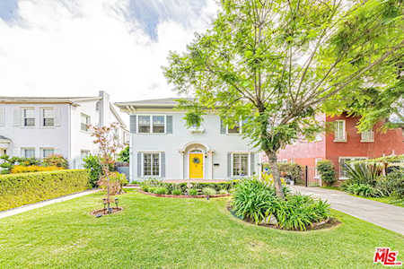 860 S Bronson Ave Los Angeles, CA 90005