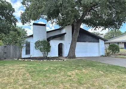 3017 Wayfarer Road Bedford, TX 76021