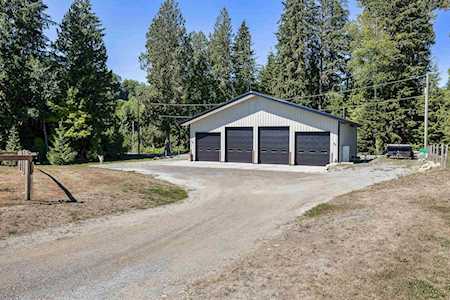 9460 Stave Lake Street Mission, BC V2V 6B2