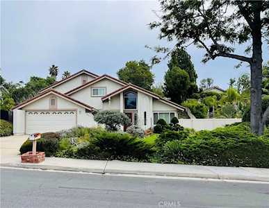 7820 Estancia St Carlsbad, CA 92009