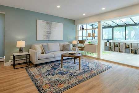 2125 York Avenue #208 Vancouver, BC V6K 1C4