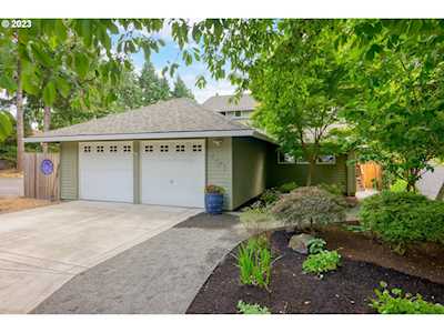 5498 NW Burning Tree CT Portland, OR 97229